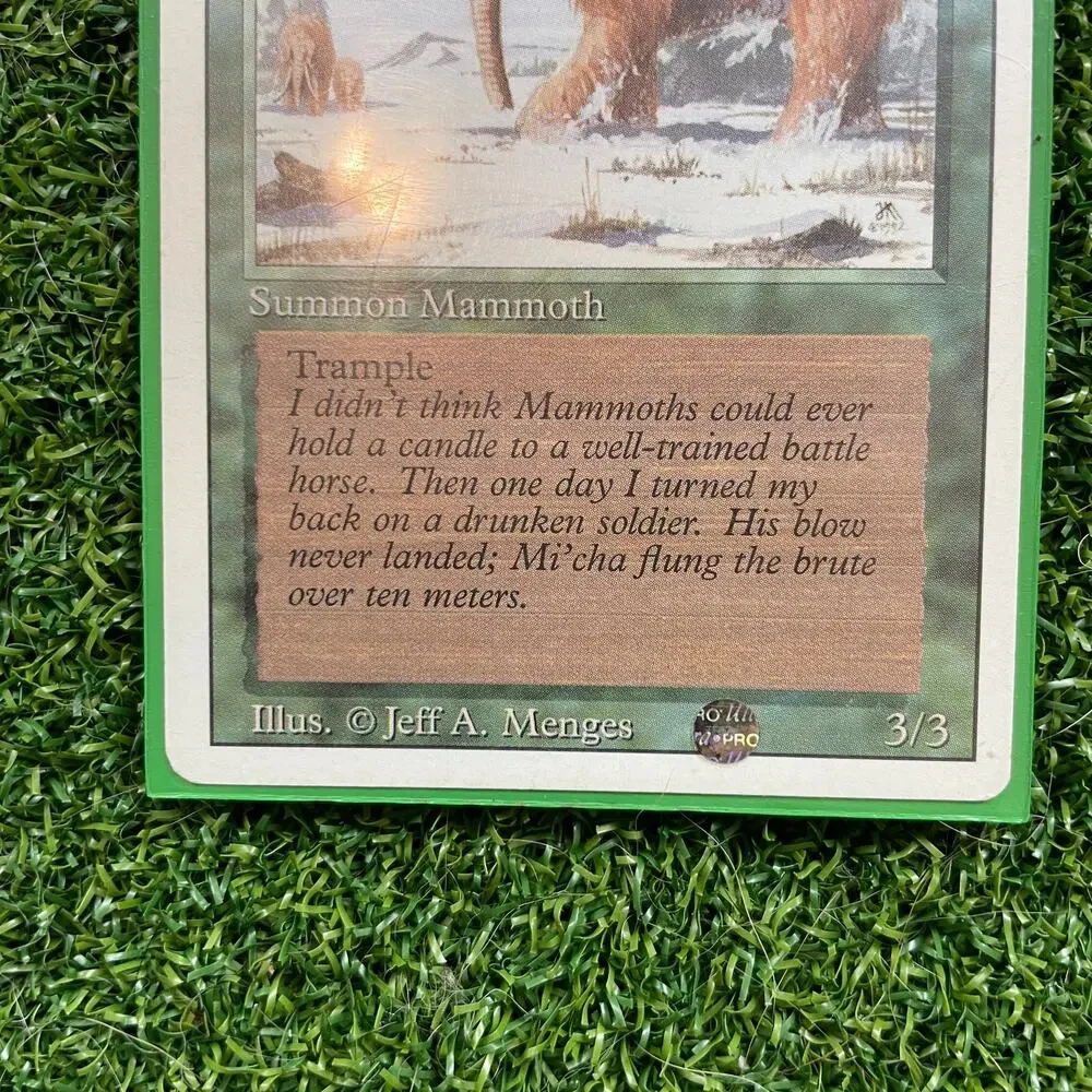 War Mammoth 4th Edition MTG Vintage 1995 Green Creature Trample Magic Card